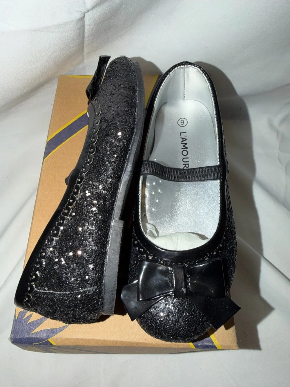 LAmour Black Sparkle Bow Mary Jane Girls Size 9